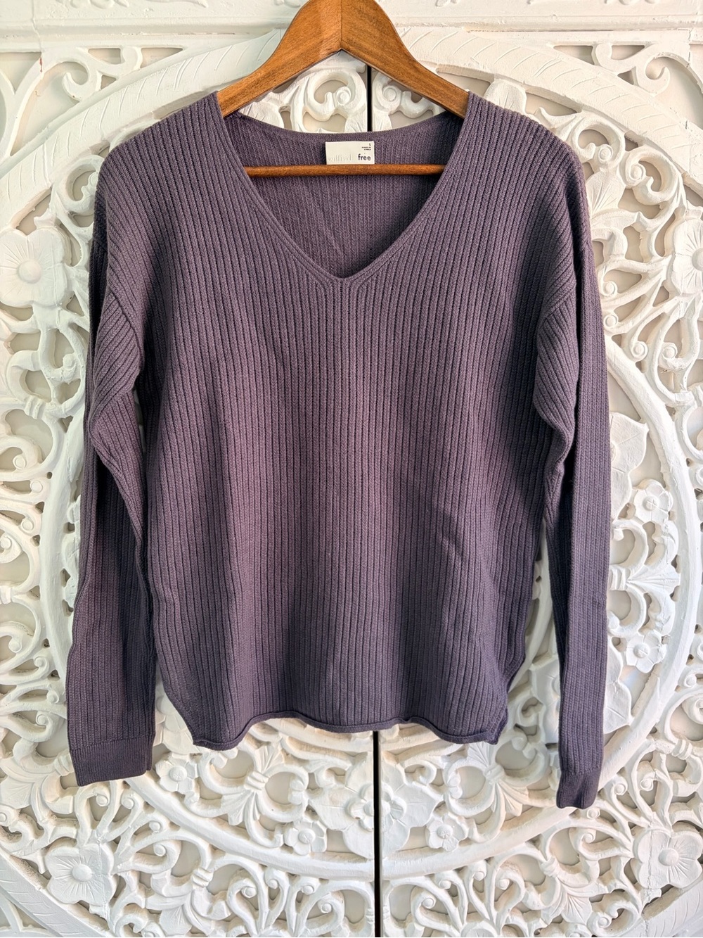 Aritzia Wilfred Free Ribbed Wool Linen V Neck Sweater Purple Size S